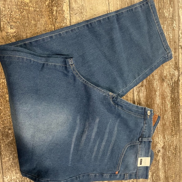Judy Blue Other - Judy Blue Womens Mid Rise size 2x